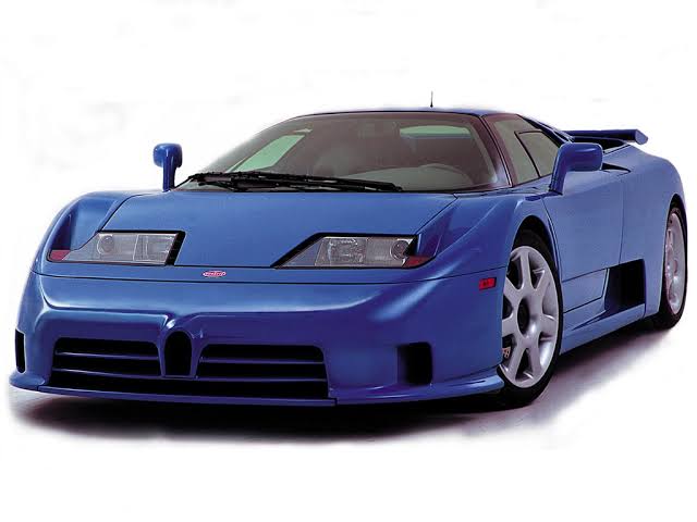 EB 110 GT studio photo