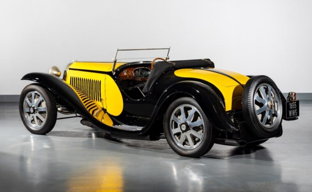 Extracted from Bugatti type 55 'Jean Bugatti Roadster'.docx — Main image crop