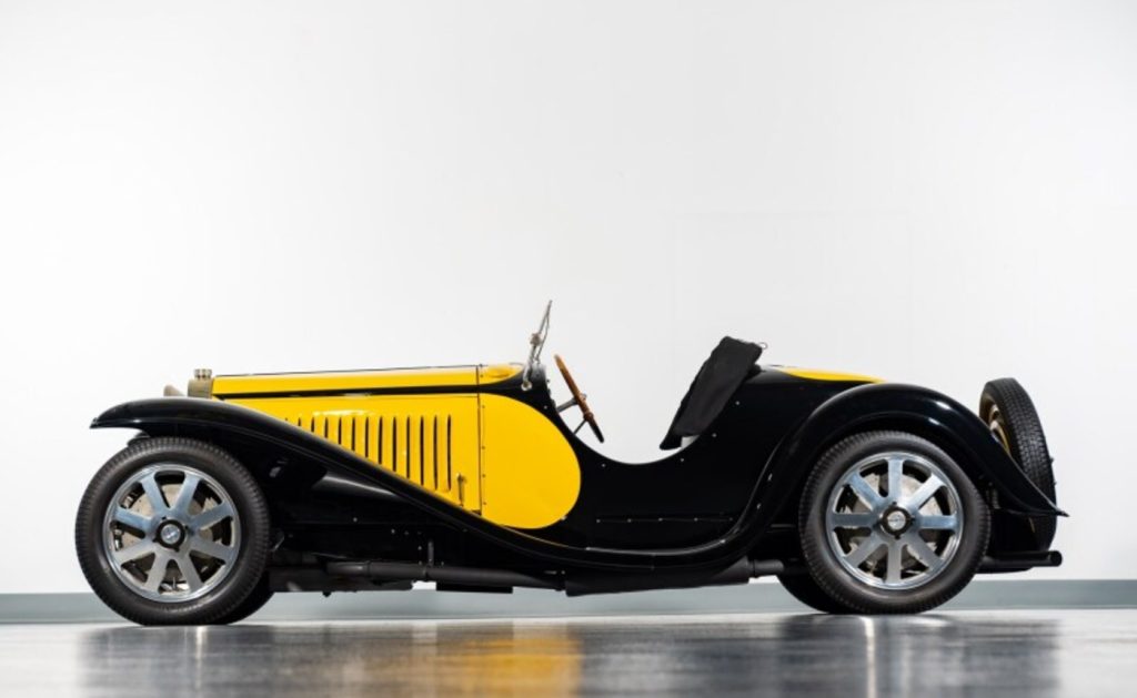 Extracted from Bugatti type 55 'Jean Bugatti Roadster'.docx — Main image crop