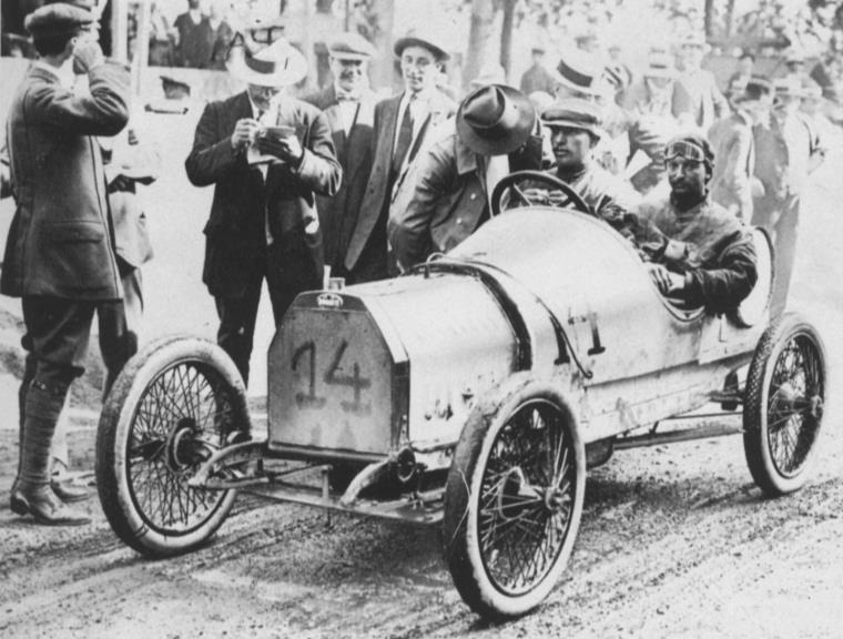 Perridon Collection dossier 'Bugatti Type 15', p.10 [t15-446-p10-x166.jpg]